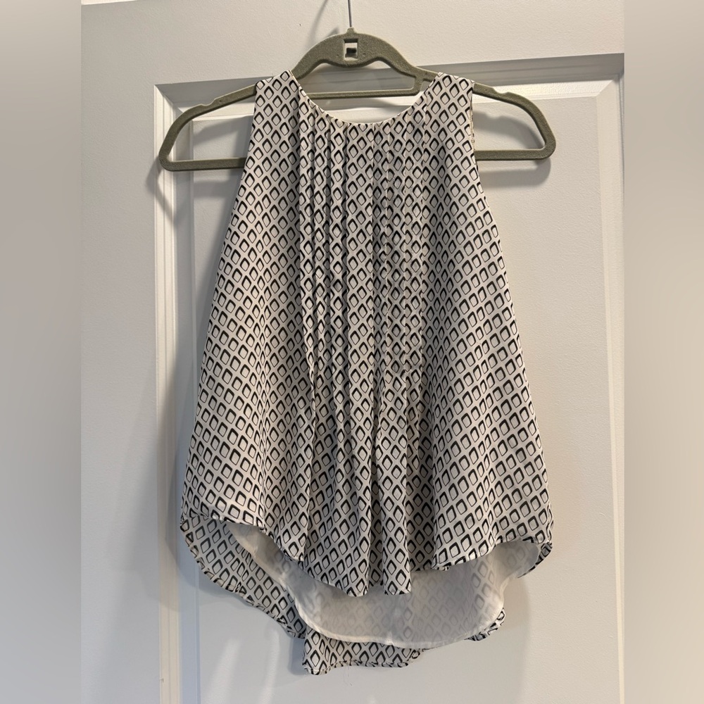Ann Taylor Monochrome Diamond Print Top